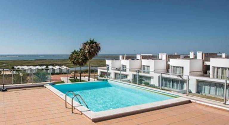 Holiday apartment with garden, pool & hot tub — photo 3