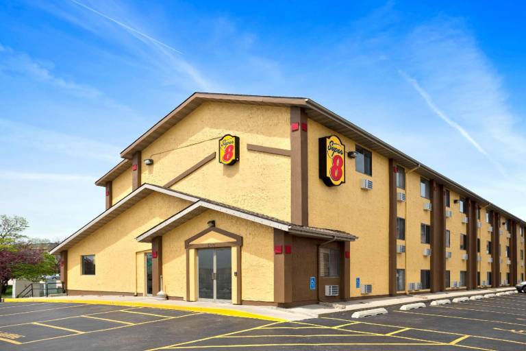 Super 8 By Wyndham Cedar Rapids in Cedar Rapids, IA
