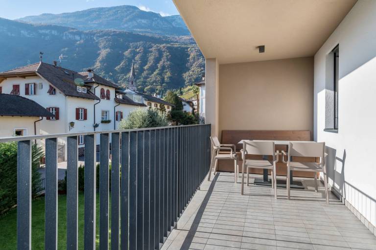 Rental apartment with patio & fast internet | Mountain view in Termeno Sulla Strada del Vino