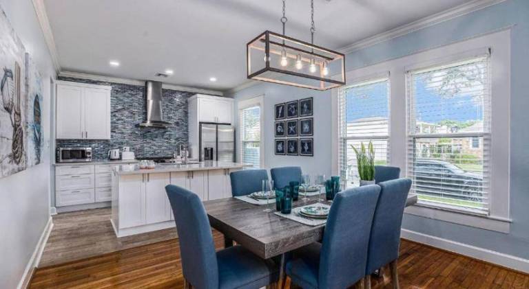 Luxury Designer Coastal Villa Bright Beautiful — photo 5