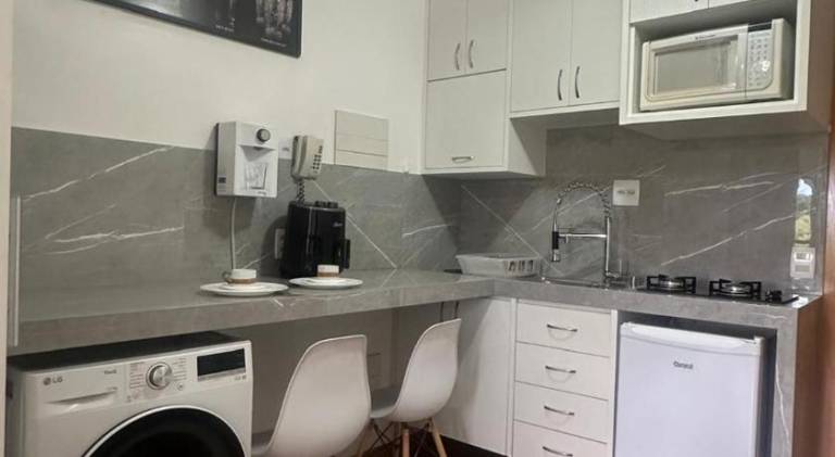 Serviced apartment with yard & pool | Good for workation in Brasília