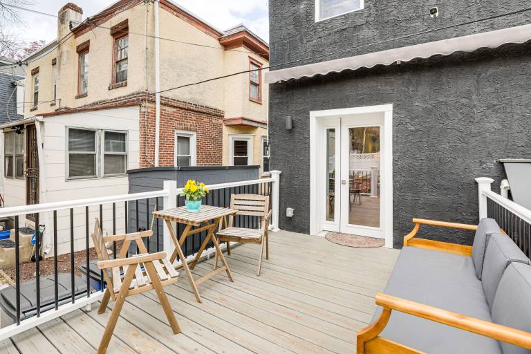 Apartment East Mount Airy