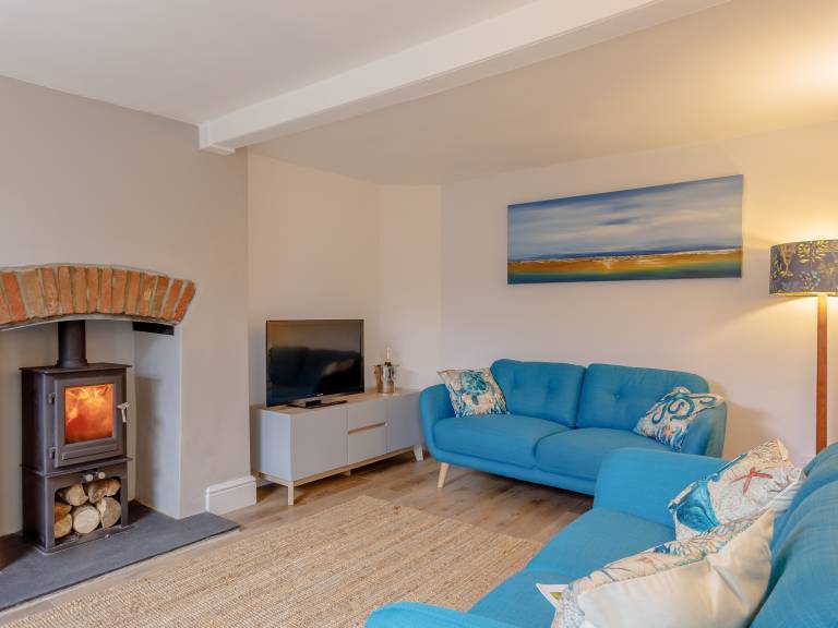 Children-friendly cottage with yard | River view | Pets allowed — photo 2