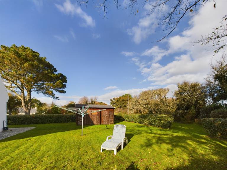 Big vacation home with garden, BBQ & patio | Pet-friendly — photo 4