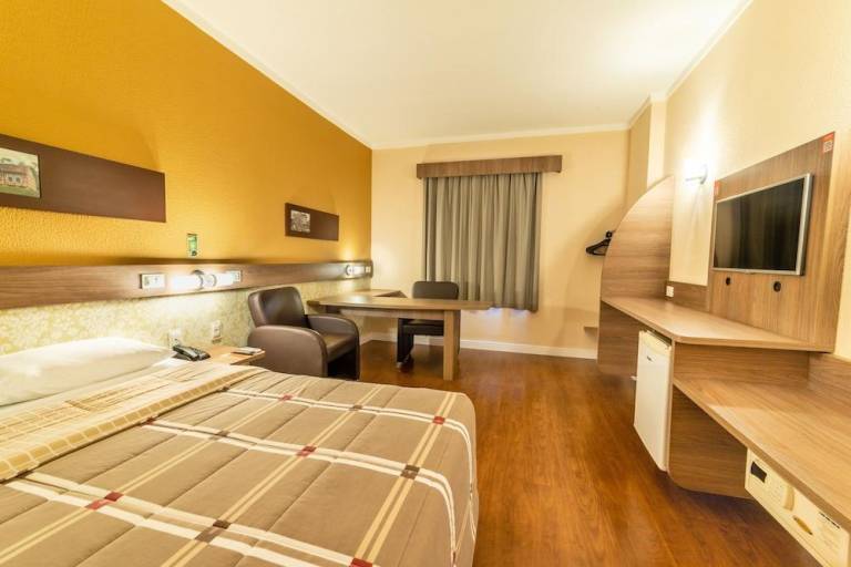 Hotel 10 Blumenau — photo 4