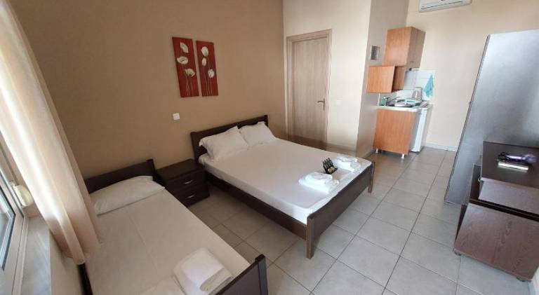 PAVLOS ROOMS — photo 2