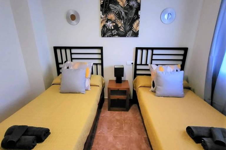 Charming holiday apartment with pool, yard & grill | Sea view | Beach nearby | Pet-friendly — photo 4
