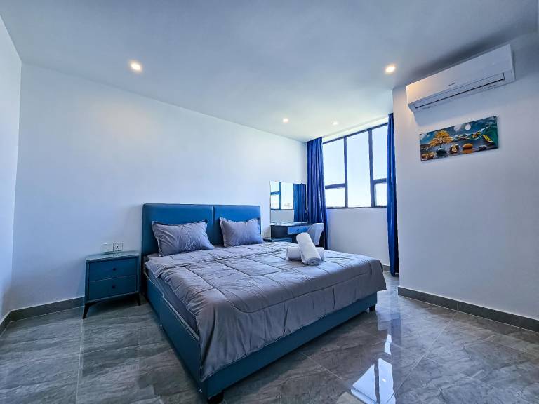 Lovely apartment with pool & yard | Suitable for remote work | Pets allowed in Phnom Penh