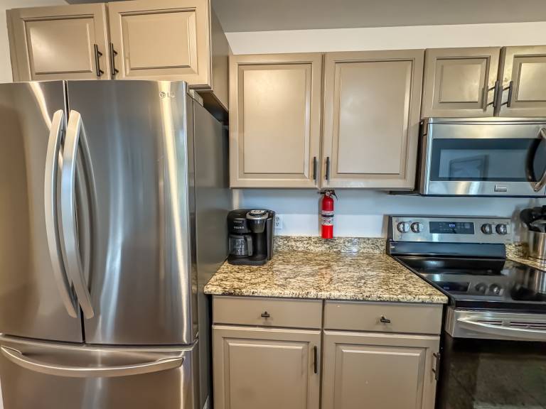 Children-friendly house with pool, BBQ & hot tub | Lake view | Suitable for remote work | Pets allowed — photo 5