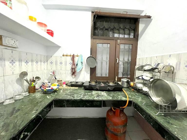 Apartment Bhuntar