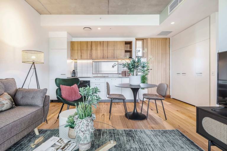 Condo  South Melbourne