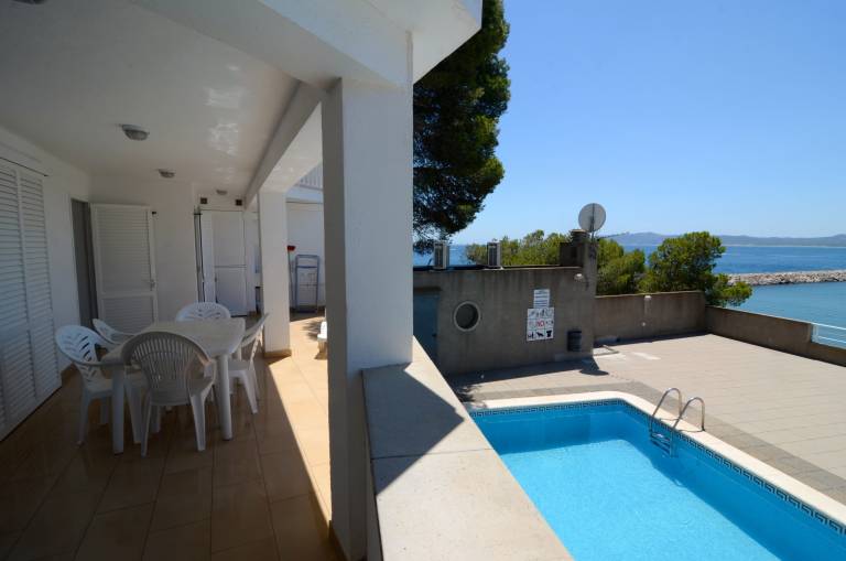 Fully equipped lovely apartment with pool & patio | Dogs allowed — photo 2