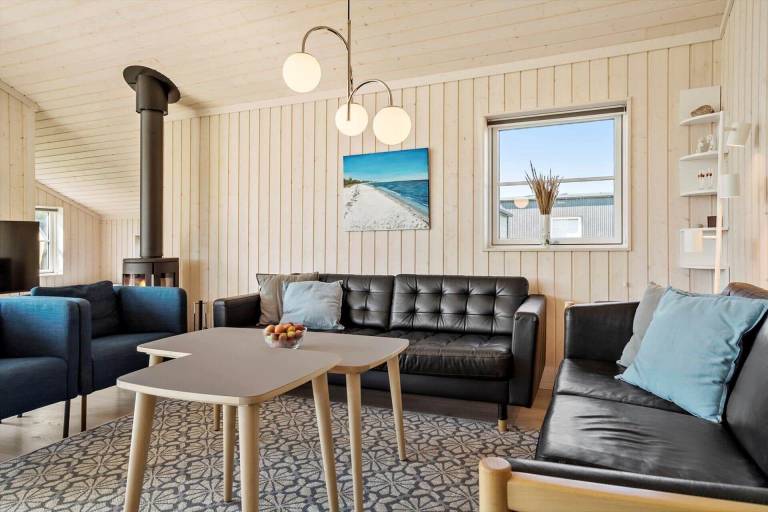Children-friendly vacation home with BBQ, sauna & jacuzzi | Pet-friendly — photo 5