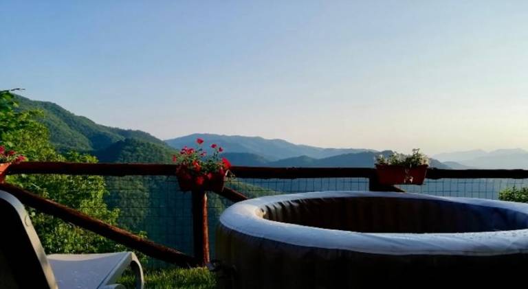 Pleasant vacation home with terrace, garden & barbeque | Pets allowed — photo 4