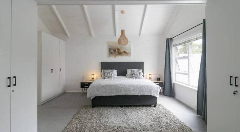 Vacation home | Beach nearby | Pet-friendly — photo 2