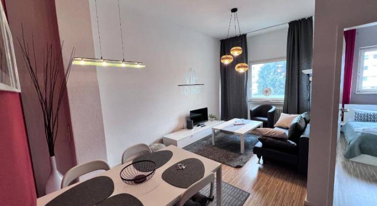 Apartment | Close to Checkpoint Charlie Museum | Pets are welcome — photo 2