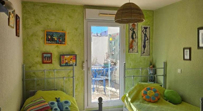 Holiday apartment with terrace — photo 2