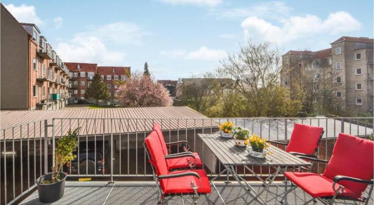 Rental apartment with 2 rooms for 5 persons — photo 3