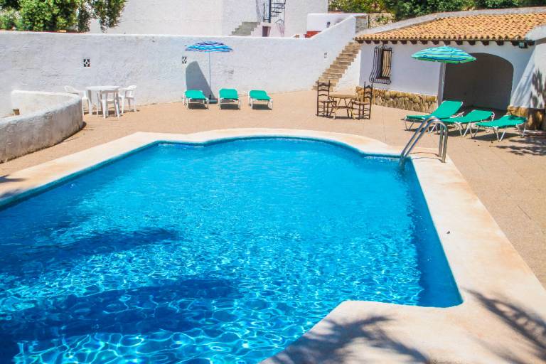 Fustera Pedros - Getaway with pool, Mediterranean views & walk to the Beach — photo 3