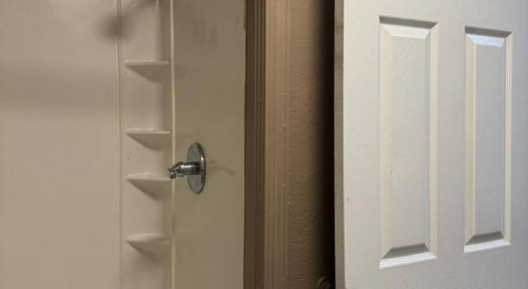 Wonderful serviced apartment with patio | Pets allowed — photo 5