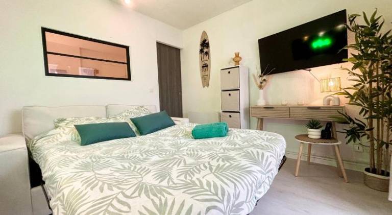 Rental apartment with garden & terrace — photo 2