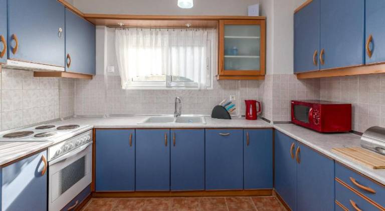 Fully equipped lovely villa with garden, private pool & patio | Beach nearby | Pet-friendly — photo 4