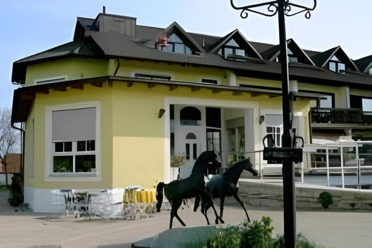 Bauernhof  Wald