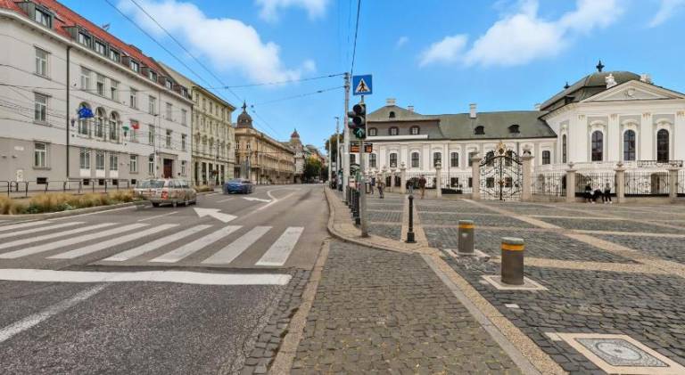 Prezidentsky apartman v srdci Bratislavy — photo 5