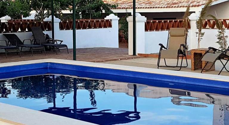 Villa with pool — photo 3