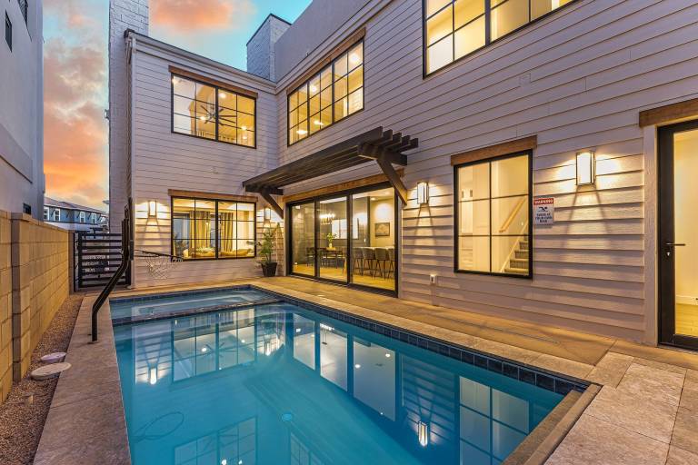 House with private pool, barbeque & jacuzzi — photo 3