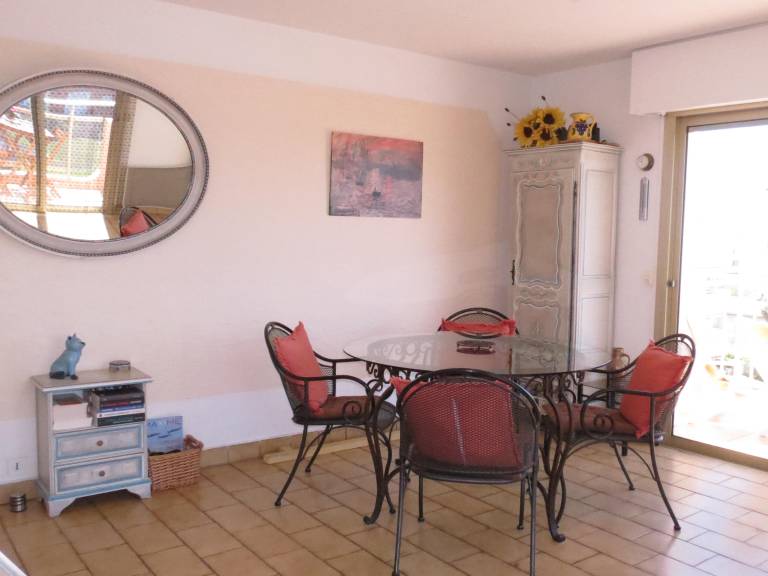 Rental apartment with pool — photo 5