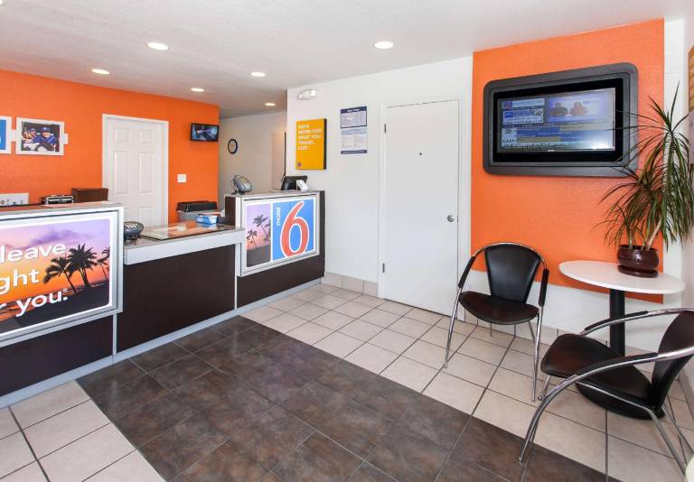 Motel 6 Rosemead, CA - Los Angeles — photo 4
