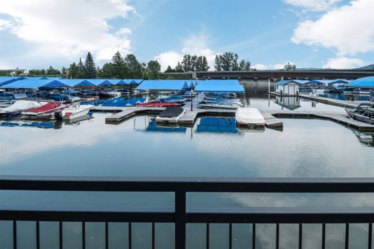 Condo  Sandpoint