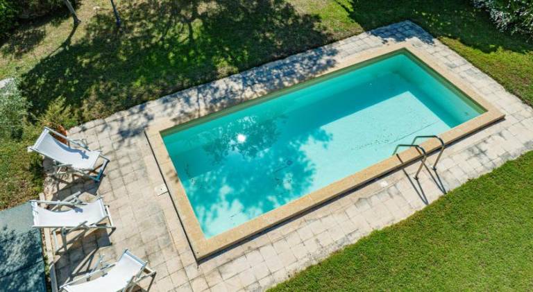 House with pool in Orbetello