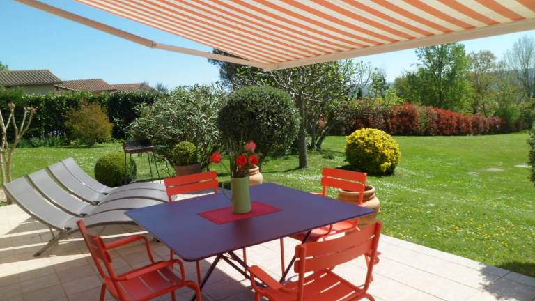 Vacation home with barbecue & terrace — photo 2
