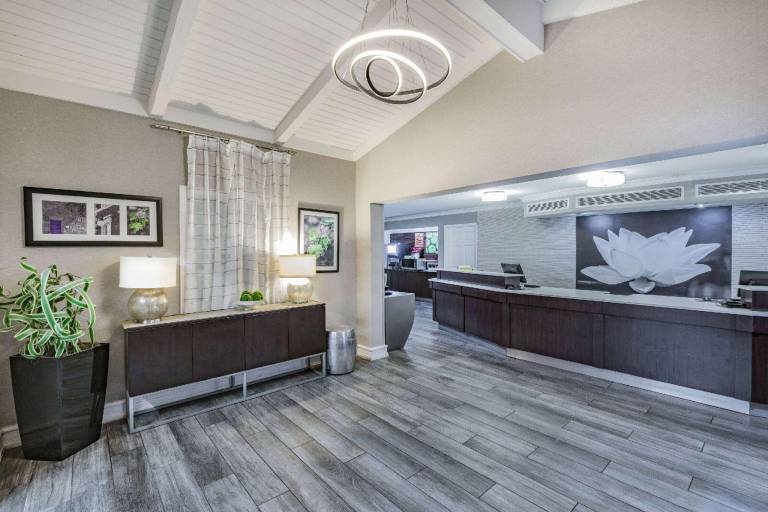 La Quinta Inn by Wyndham Laredo I-35 — photo 3