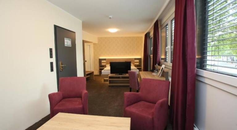 Hotel Munchner Hof — photo 4