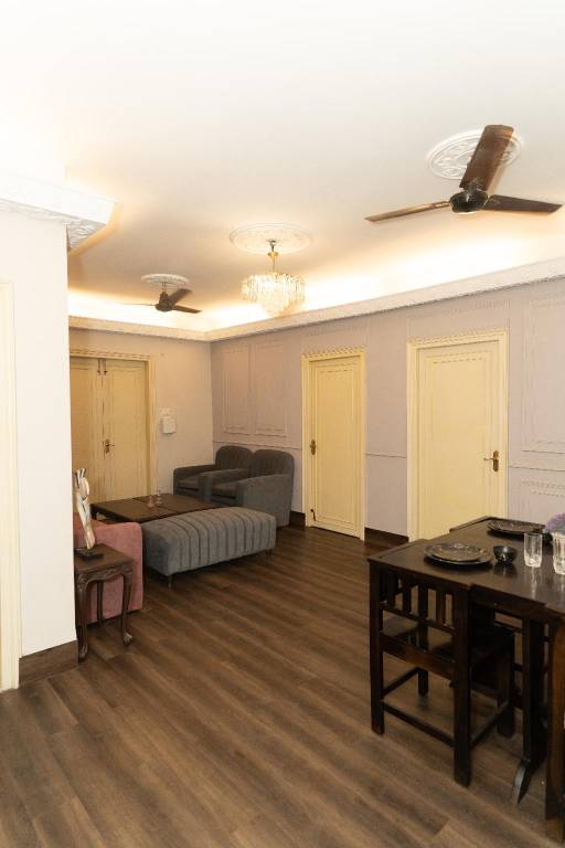 90 m&sup2; Apartment mit Hotelservice