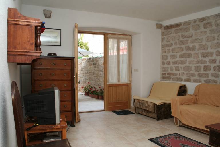 Holiday apartment with terrace | Dogs allowed — photo 3