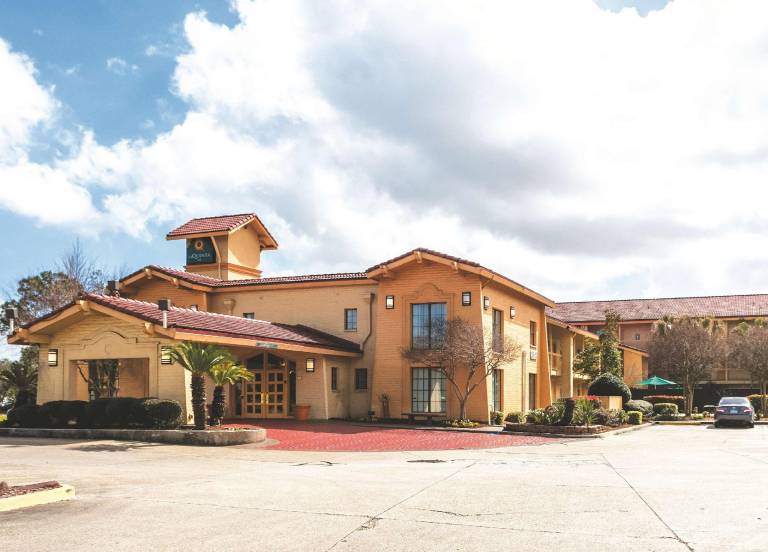 La Quinta Inn by Wyndham New Orleans West Bank / Gretna in New Orleans, LA