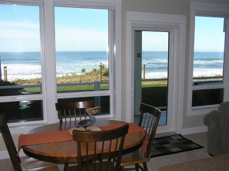 Condo Lincoln City
