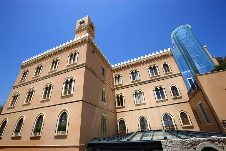 Hotel Palazzo Vecchio Taormina in Giardini Naxos