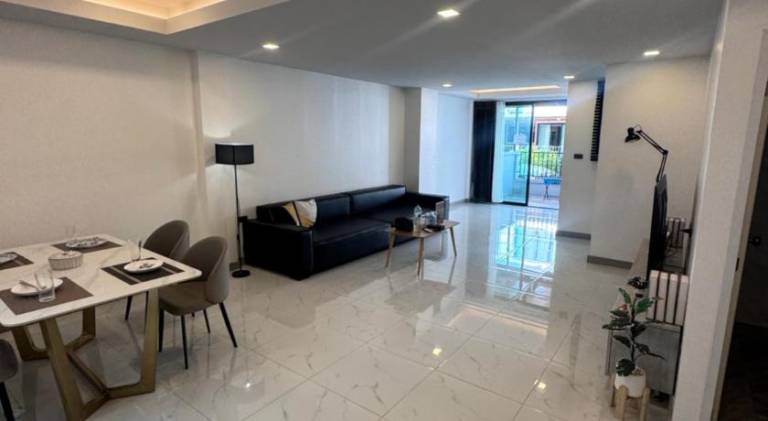 Holiday apartment with pool — photo 3