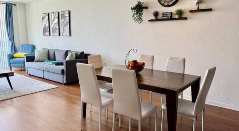 Apartment with pool — photo 3