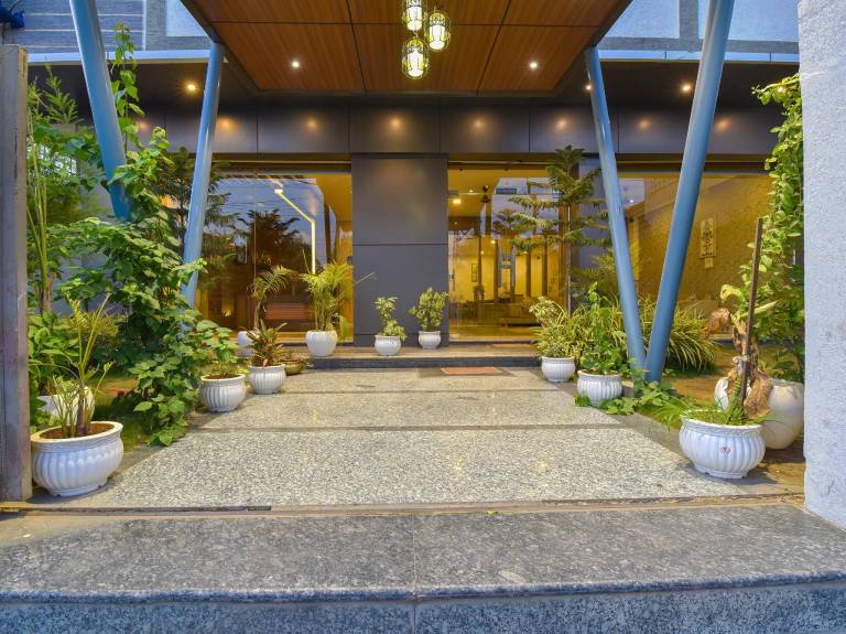 Hotel Sky Blu by Yansh Group — photo 3
