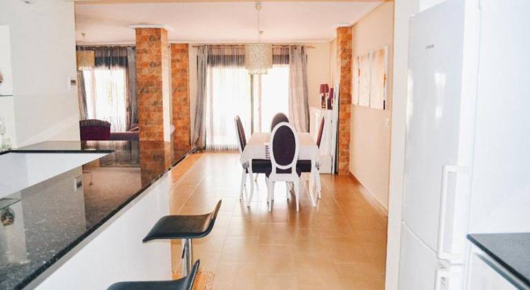 Holiday apartment with jacuzzi & pool — photo 3