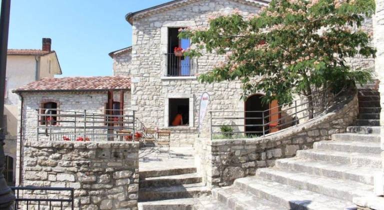 Albergo Diffuso di Campolattaro in Benevento