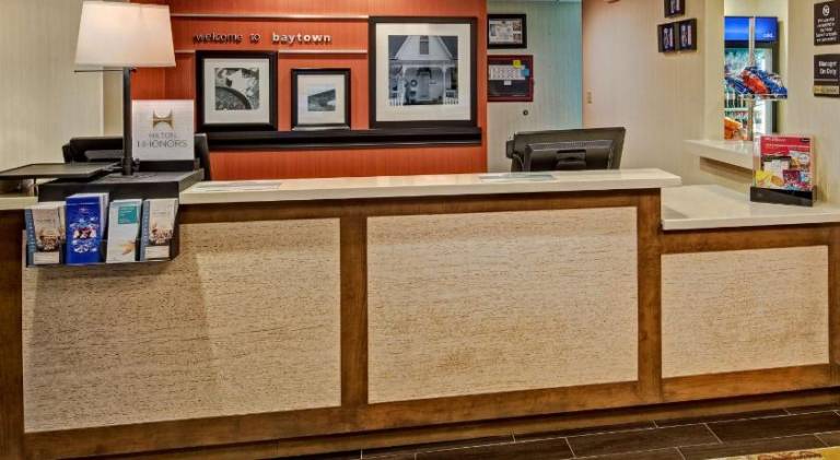 Hampton Inn Houston-Baytown — photo 5