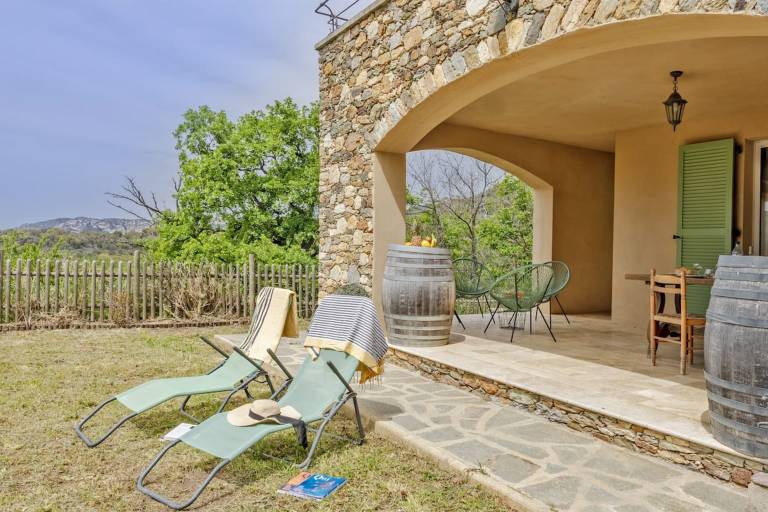 Ferienwohnung in Barbaggio, Bastia für max. 4 Personen Ferienwohnung in Barbaggio, Bastia für max. 4 Personen