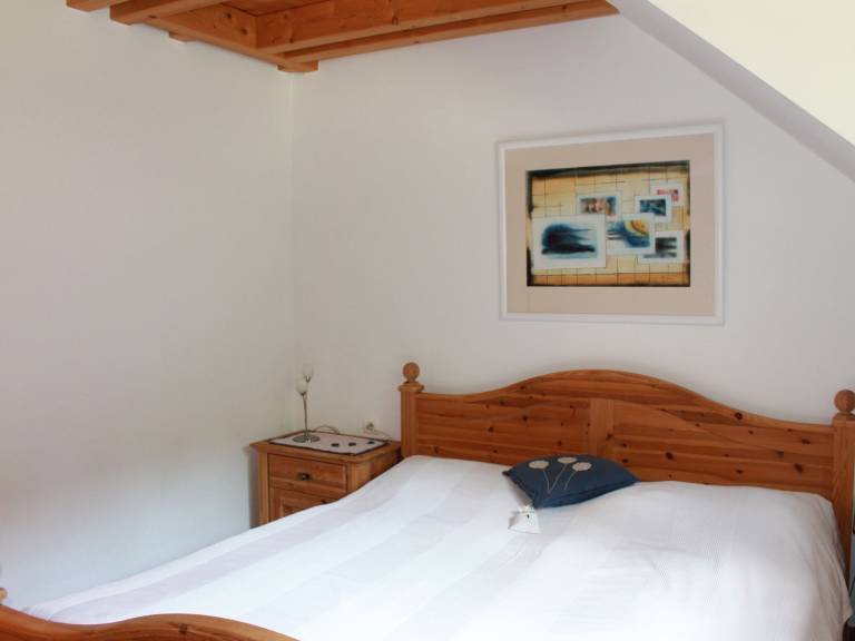 Family-oriented beautiful apartment with patio & garden | Mountain view | Next to the ski | Pets allowed — photo 5